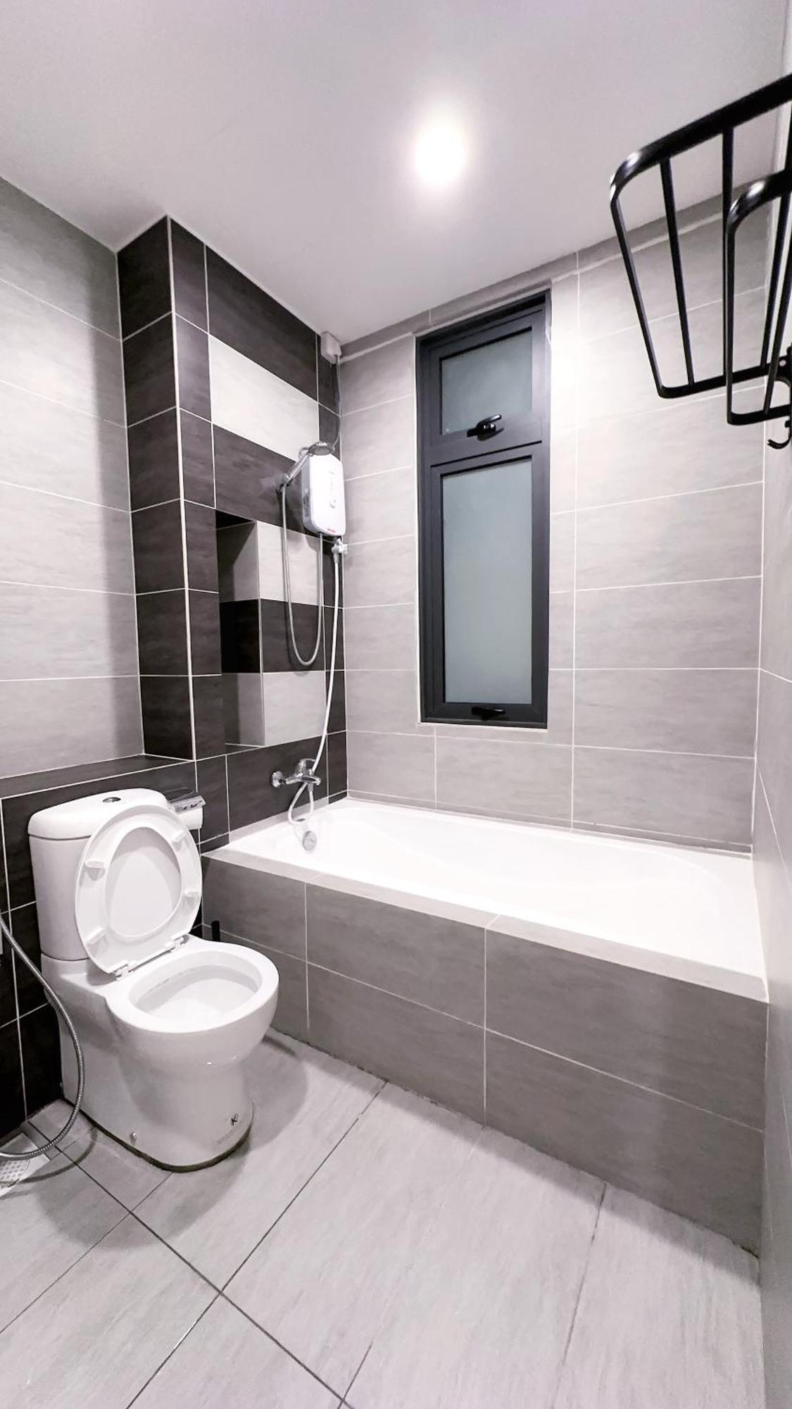 8scape Perling 喜木 Ximu * Johor Bahru